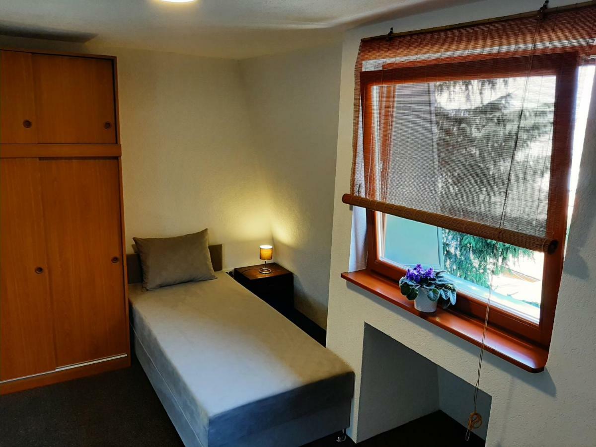 Guesthouse Hill SJJ Extérieur photo