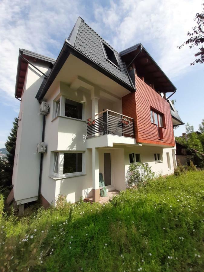 Guesthouse Hill SJJ Extérieur photo